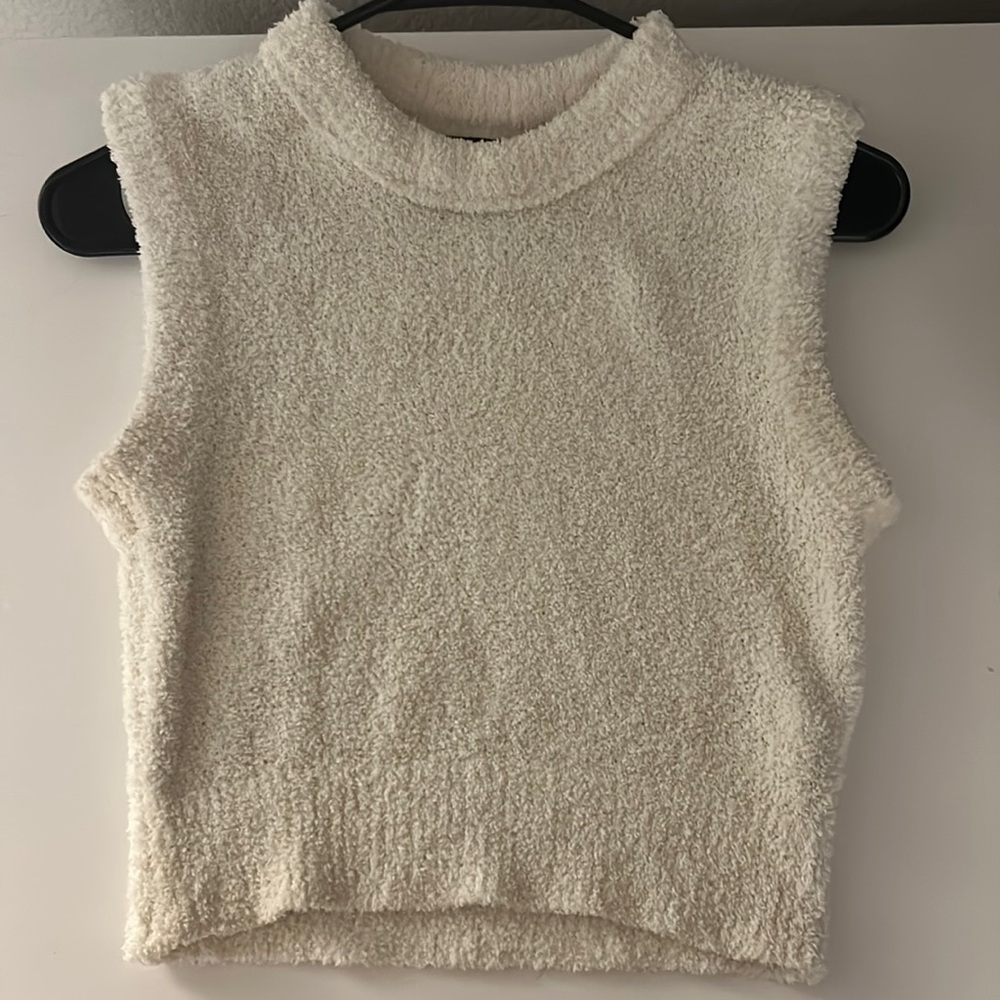 Fuzzy, cropped, white tank